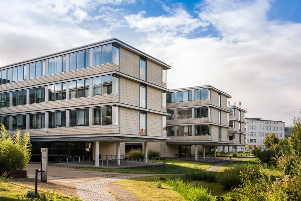 Architektur: Verwaltungsgebäude des Landkreises Hameln-Pyrmont