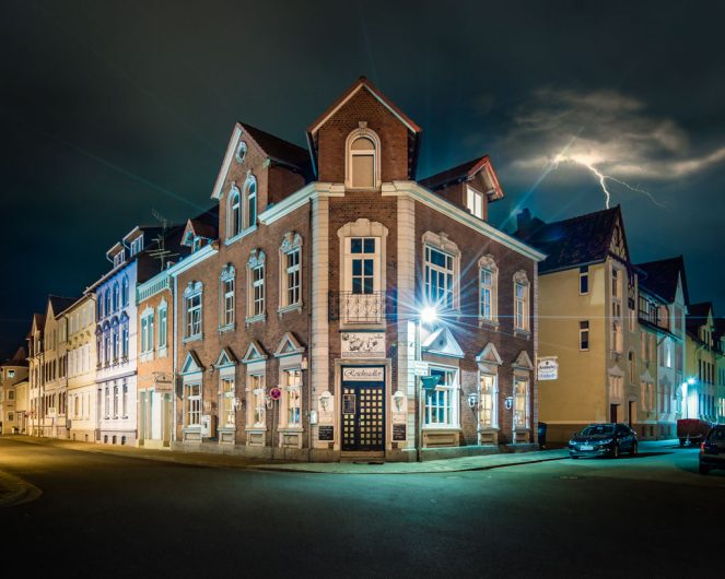 Restaurant Reichsadler aktuell bei Nacht fotografiert